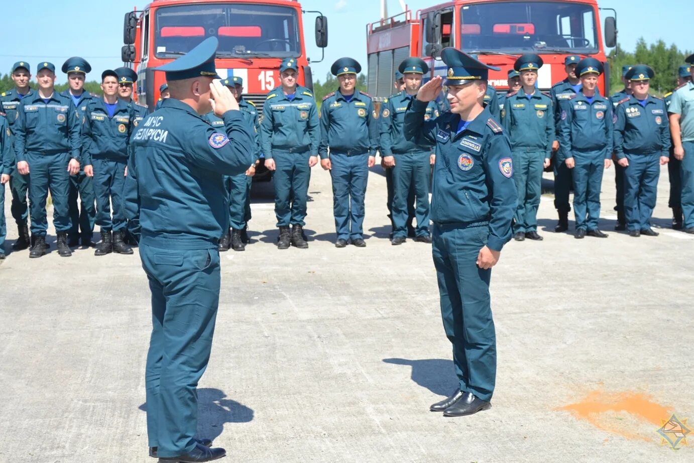 Управление мчс в днепропетровской области. Генерал мчс беларуси худолеев. Голубев мчс могилев. Сводка мчс по могилевской. Центр оперативного управления мчс брест.