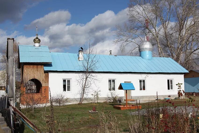 Травники чебаркульский челябинская область. Храм Рождества Богородицы Непряхино. Непряхино Чебаркульский район. Непряхино Челябинская область храм. Церковь Рождества Богородицы Челябинск.