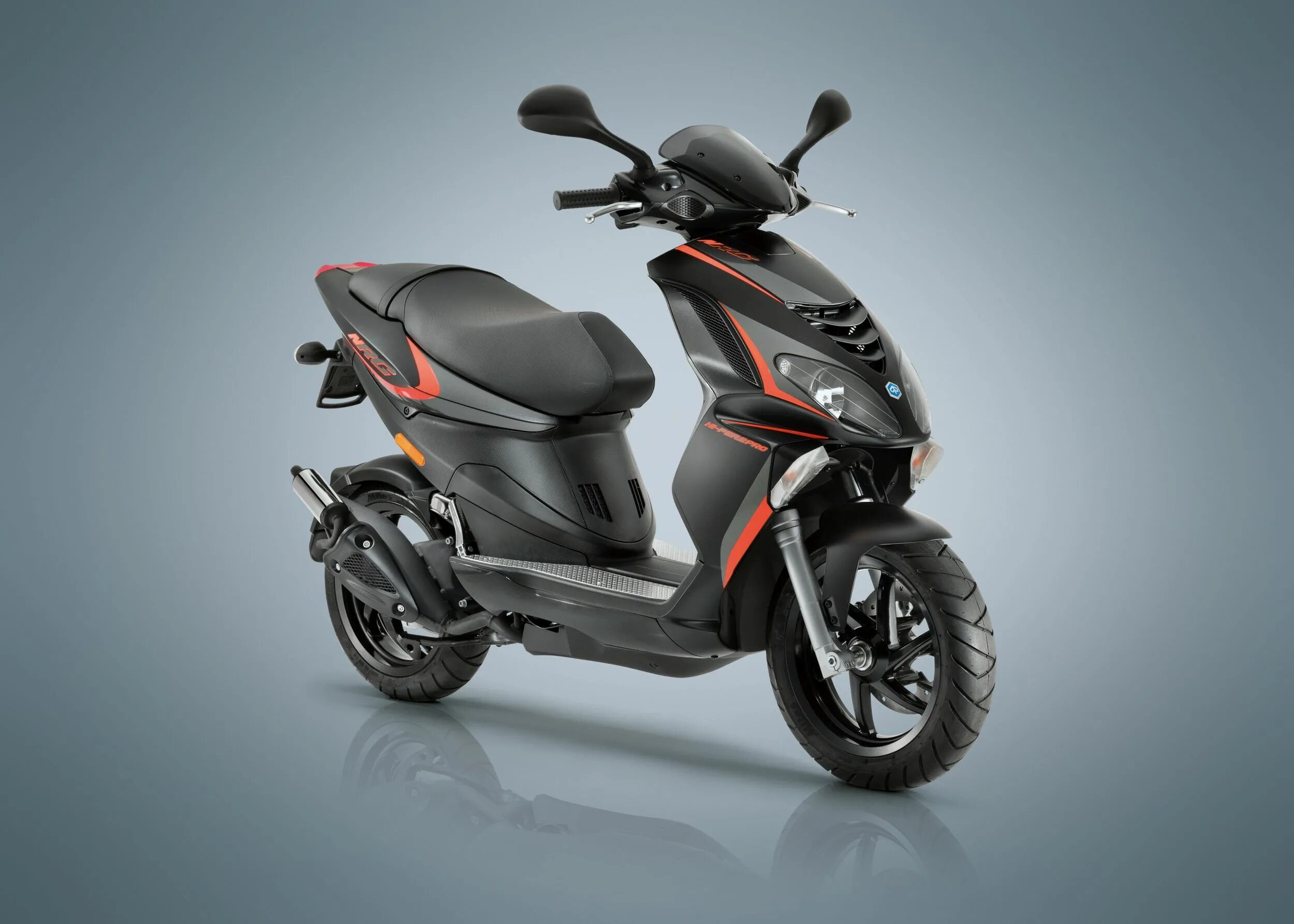 Piaggio NRG скутер. Скутер пиаджио 50. Мотороллер Пьяджо. Piaggio NRG Power 50dd. Скутеры модельный ряд