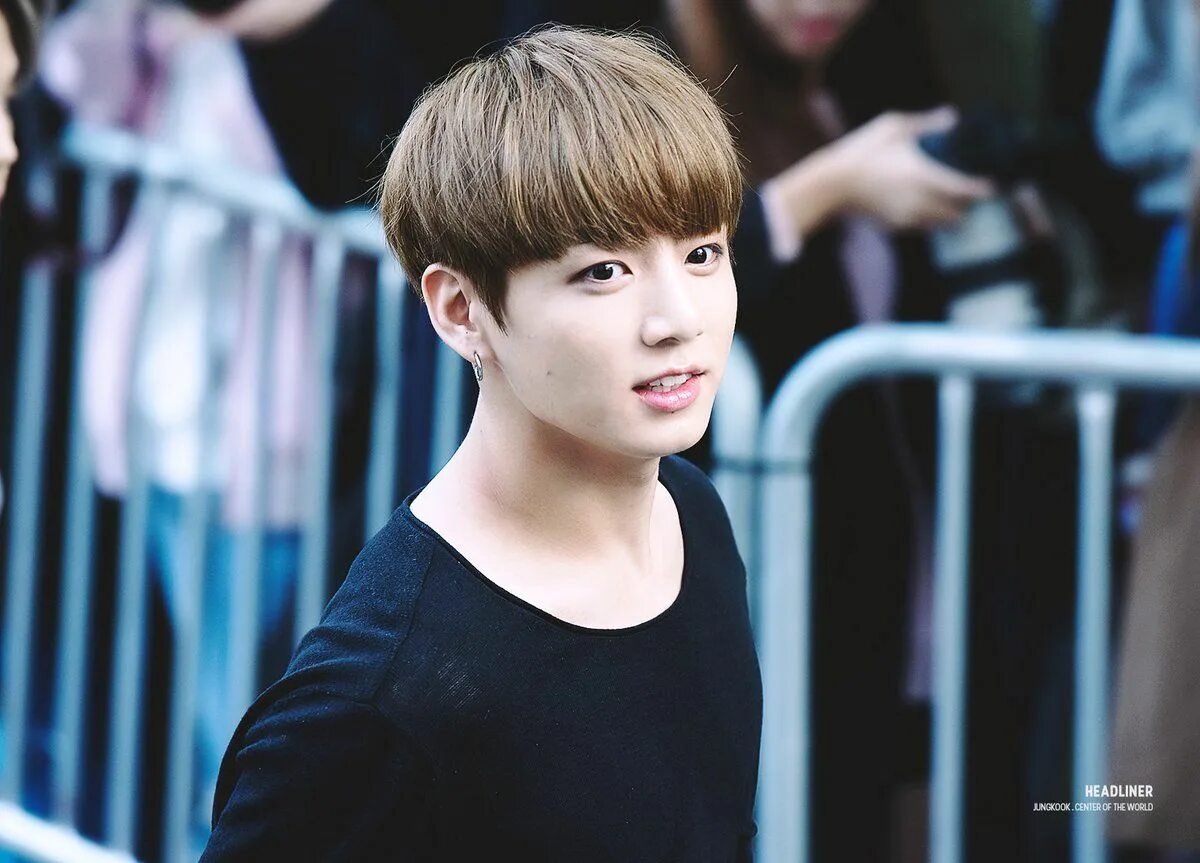 Чон Чонгук. Чонгук из БТС. Jeon Jungkook 2021. BTS Jeon Jungkook 2013. Слушать чонгука из bts