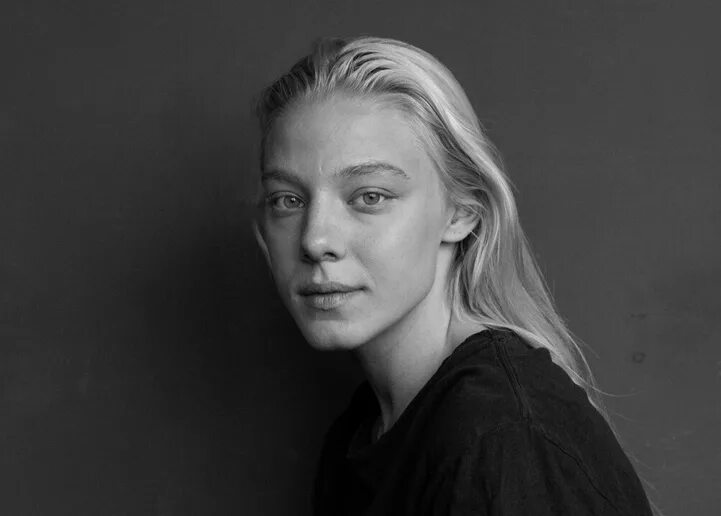 Алена михайлова актриса фото Я не отношу себя к людям, одержимым профессией": Алёна Михайлова о работе с Сере