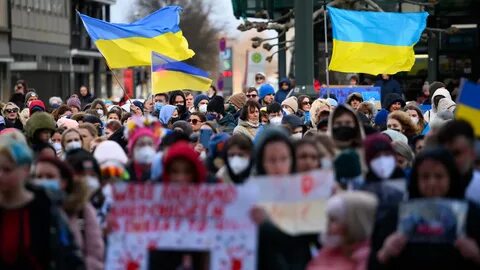 Устраивает на украинском