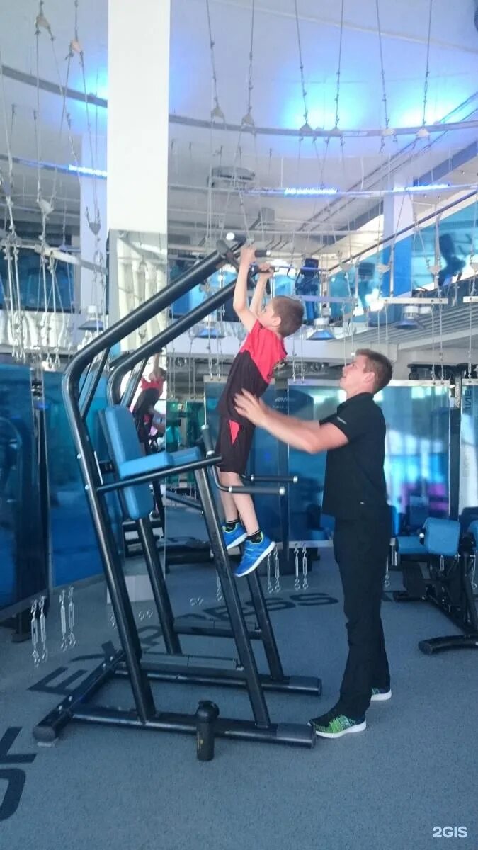 Фэмили фитнес екатеринбург. Ultra фэмили фитнес екатеринбург. Ультра фэмили фитнес екатеринбург фото. Family fitness екатеринбург. Тренажерный зал фитнес фэмили.