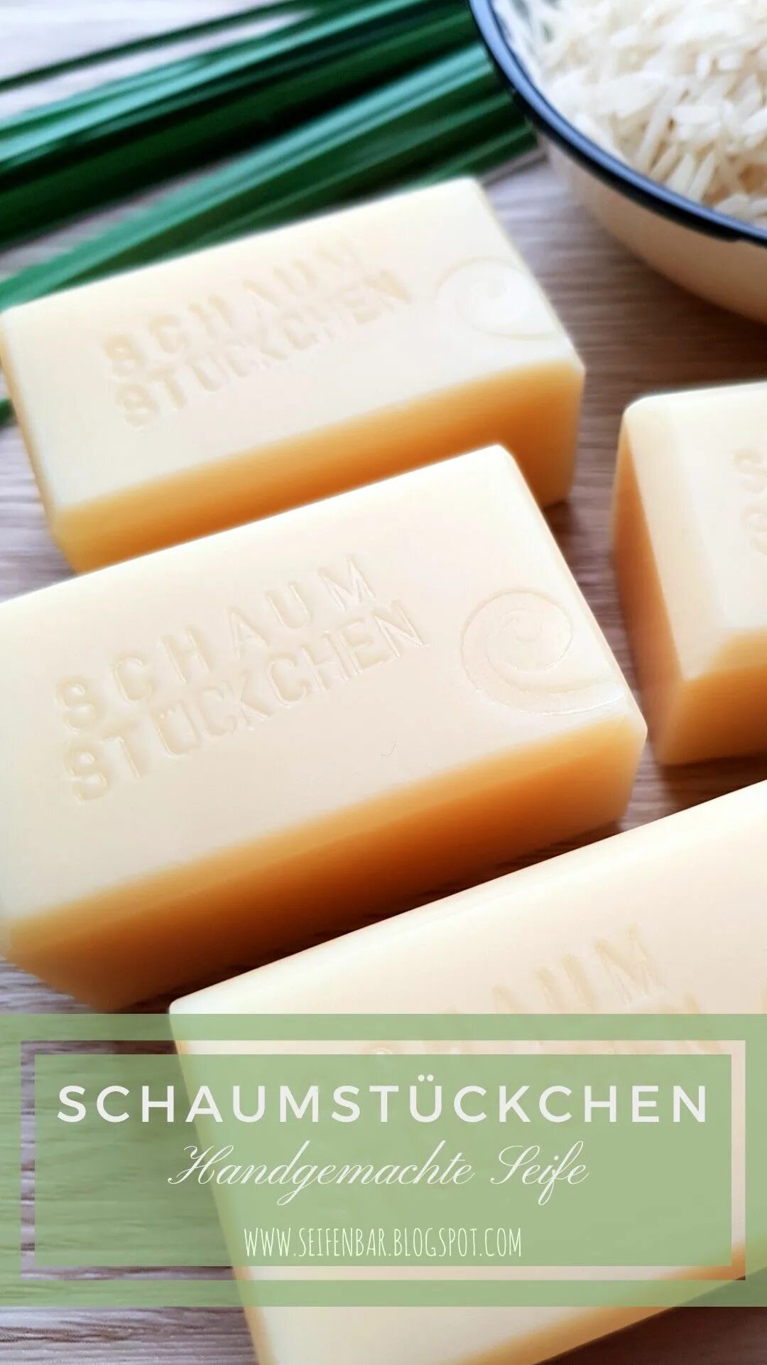 Emmy made a soap. Мыло холодного приготовления. мыло из человеческого жира. мыло ручной работы на белом фоне. palm oil soap.