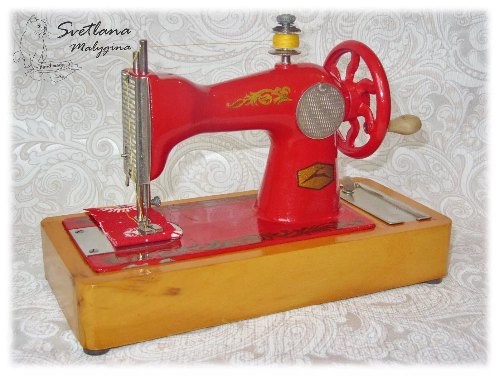 авито детская швейная машинка. машинка женский домик. детская швейная машинка днепряночка. детская швейная машинка sartorius. детская швейная машинка muller №1.