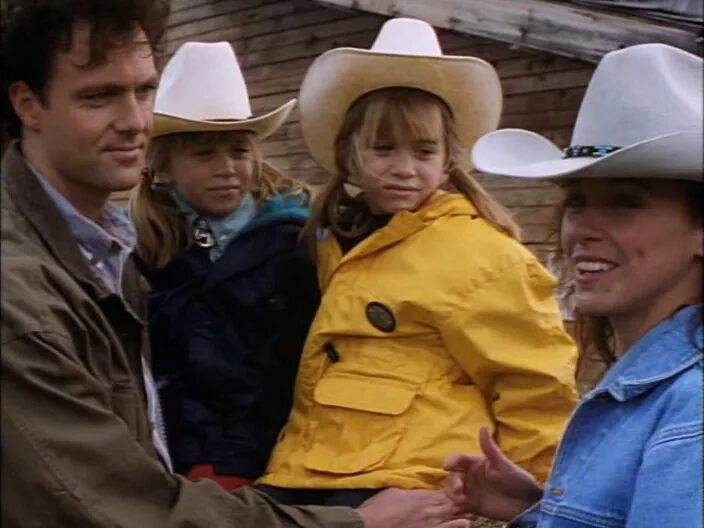 Веселые деньки на диком западе. Веселые деньки на диком западе. Приключения на диком западе сестры олсен. Веселенькие деньки на диком западе элизабет олсен. Веселые деньки на диком западе.