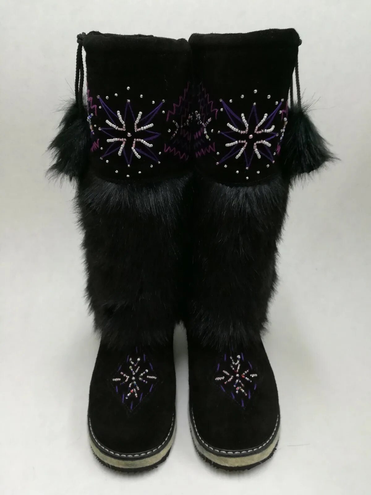 айхал фабрика унтов. унты камуса якутские. унты мужские cooper ha 895502-6. унты конский камус. равиал унты.