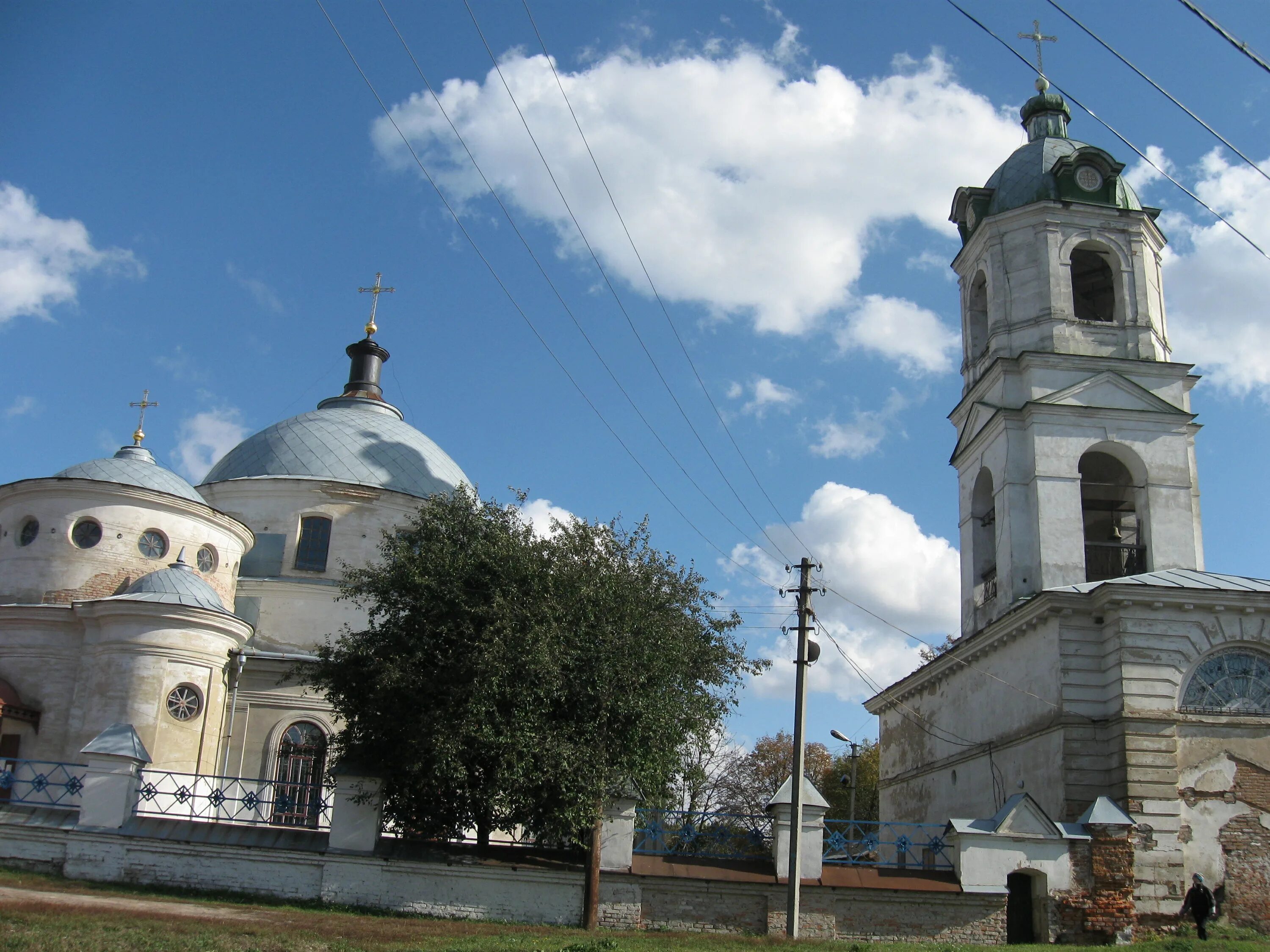 Ромны. Храм Вознесения Господня Калач Воронежская область. Церковь Вознесения Господня в Калаче Воронежской. Ромны. Церковь Покрова. Ромны Сумская.