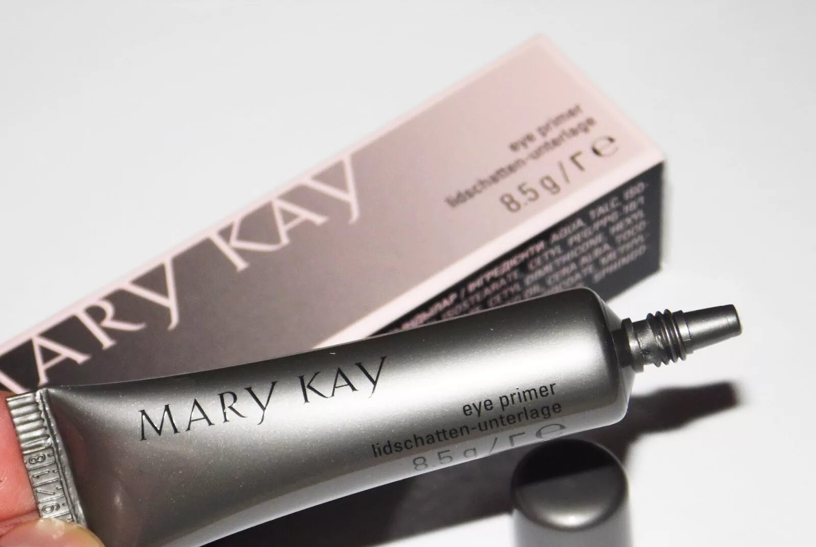 Основа под макияж мери кей. Основа mary kay. Основа mary kay. Выравнивающая основа под макияж мери кей. Mac основа под макияж выравнивающая.