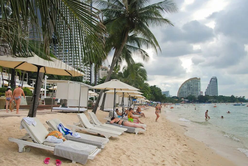 Wongamat Beach Паттайя. Пляж Вонгамат в Тайланде. Пляж Вонгамат (Wong Amat Beach). Пляж Джомтьен Паттайя.