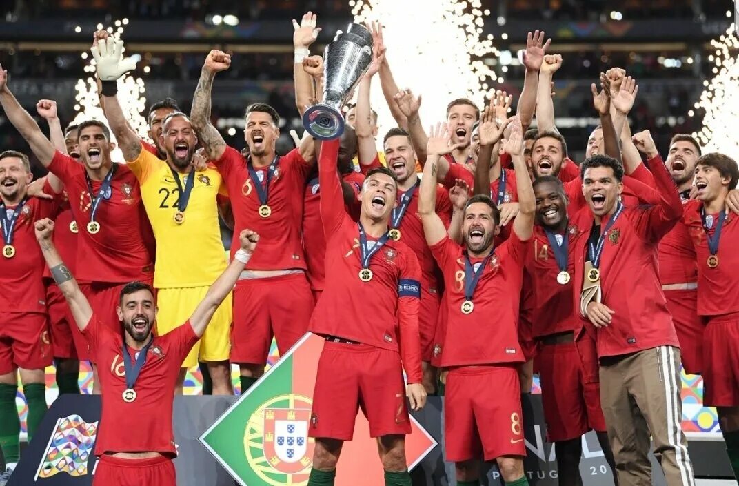 В каком году чемпионат по футболу. Сборная Португалия лига наций 2019. Лига наций УЕФА – Португалия. Португалия чемпион Лиги наций. Сборная Португалии чемпион Европы.