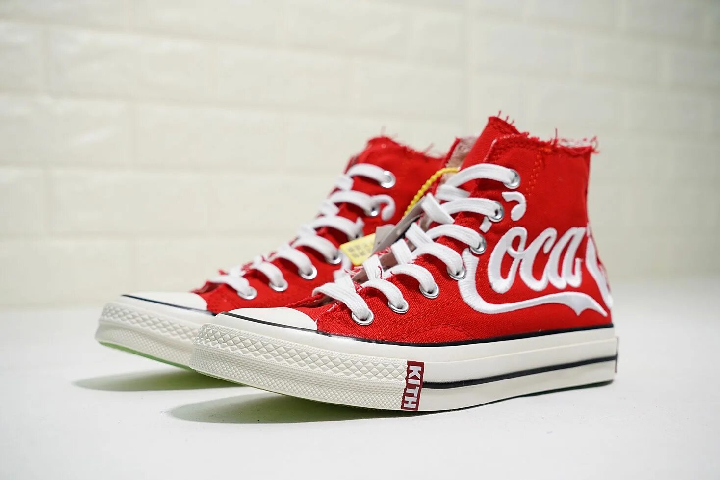 Купить конверс 16. Кеды Converse Chuck Taylor all Star 1970s. Converse all Star Classic 1970s. Кеды конверс Кока кола. Kith Coca Cola Converse Кока.