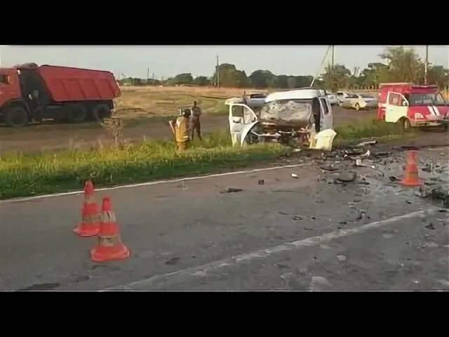 Авария трасса Сальск Яшалта. Авария Новопокровский район Сальск. Авария 1 мая на выезде Яшалта Сальск.