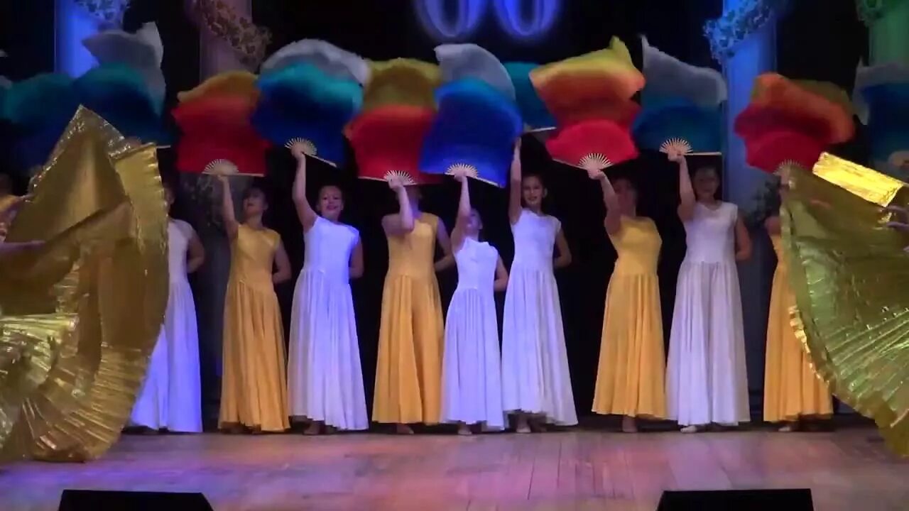 Дк химик новочебоксарск сцена. Волгоград дом культуры химик. Концерт дк химик. Концерт дк химик. Дк химки новочебоксарск.