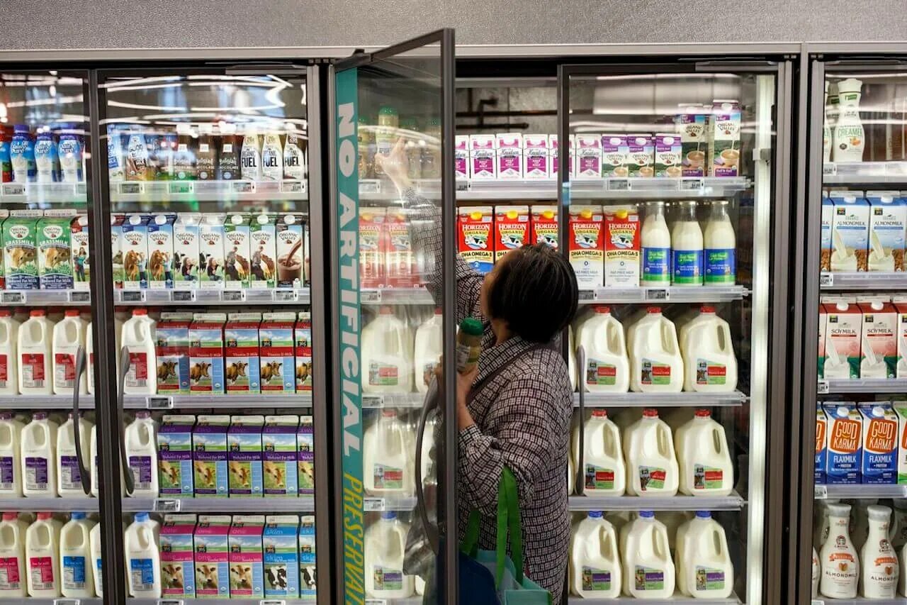 Поддержка производителей молока. Лучшие производители молока в США. Dairy Department. Market System Dairy. Крупнейший производитель молока