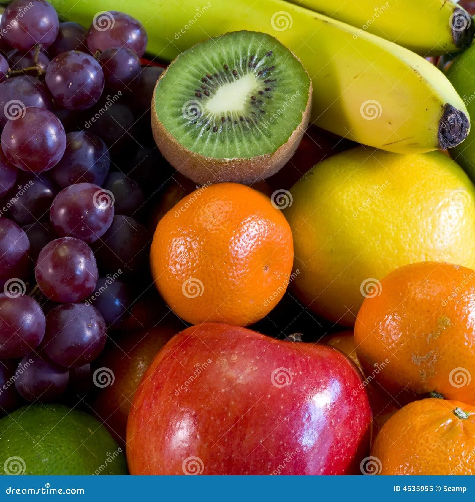 Разнообразие фруктов. Свежие фрукты. fresh фрукты. фрукты свежесть. очень много фруктов.