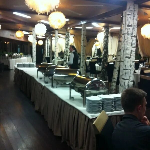 Forest lounge ленинградское ш 51 стр 4. Форест лаунж ресторан. forest lounge, москва. forest lounge ленинградское ш., 51, стр. 4 фото.