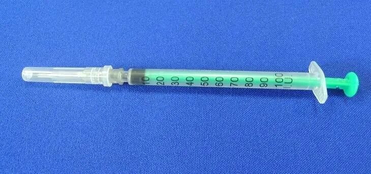 Шкала инсулинового шприца. Инсулиновый шприц на 100 единиц. Сколько в шприце капель асд