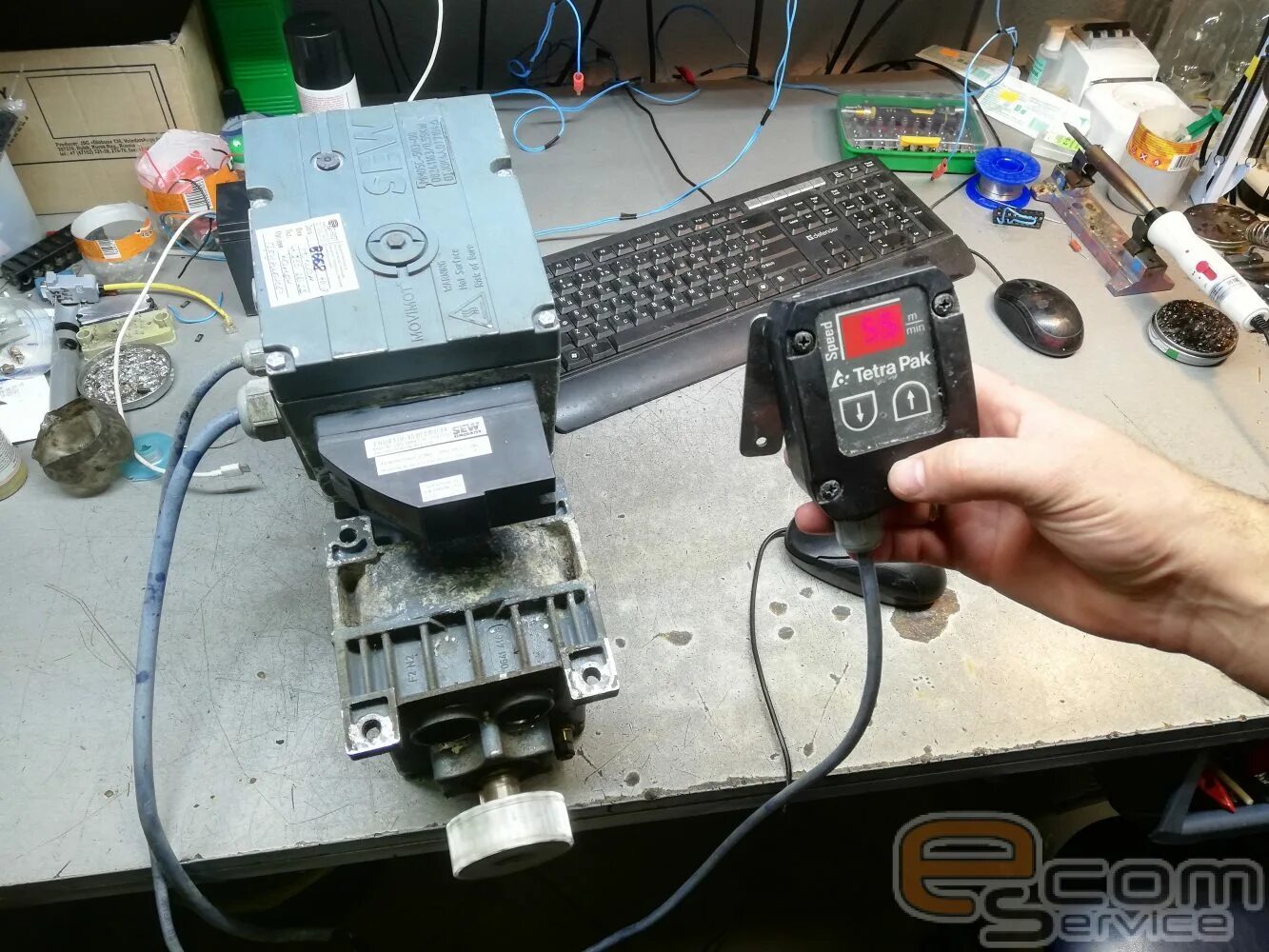 Неисправность частотного преобразователя. Sew eurodrive частотный преобразователь. преобразователь частоты sew eurodrive 08190801. шнур для частотного преобразователя sew eurodrive. частотный преобразователь для сверлильного станка.