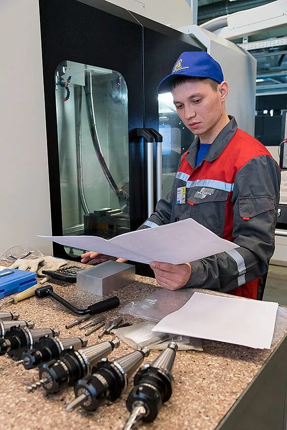 транспортная 22 снежинск. мощность сборочного цеха. механические цеха машиностроительного предприятия. цех снежинск. турбоатомгаз спб корпуса турбин.