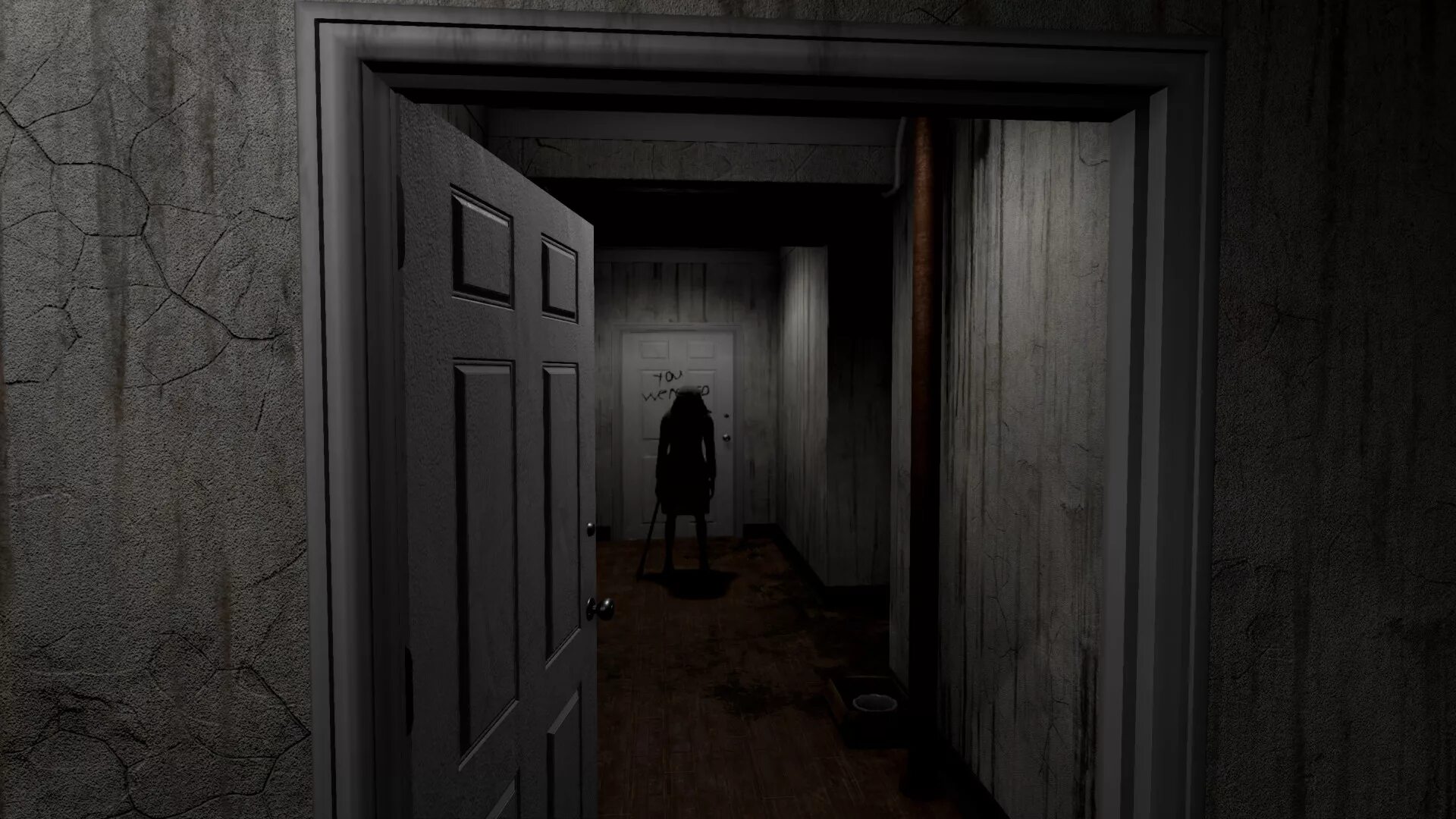 Хоррор игра квартира. Страшный коридор. Страшная квартира. Темный страшный коридор. Мрачный коридор с дверями.