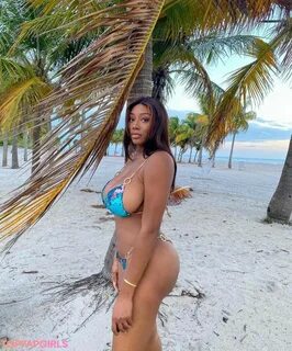 Slideshow vivi panamera nude.