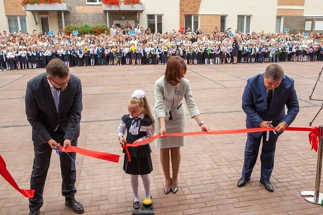 Элжур 57 калининград. 57 школа калининград. школа номер 57 калининград. школа 59 калининград. 57 школа калининград внутри.