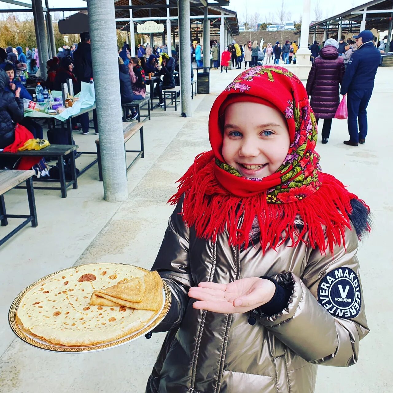 Платок на масленицу ребенку