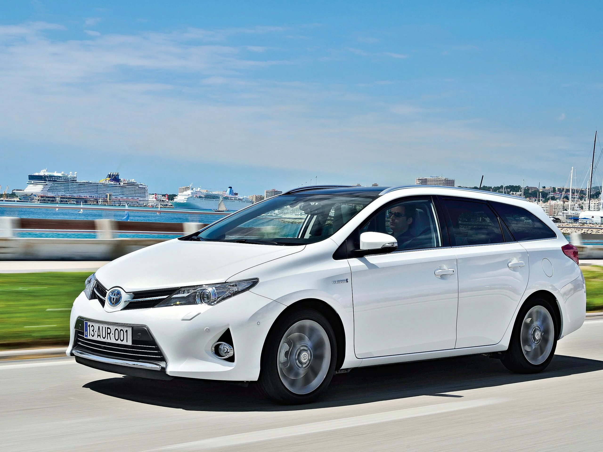 Toyota Auris Touring Sports. Toyota Auris Touring Sport Hybrid. Toyota Auris Touring 2014. Toyota Auris 2013 Touring Sports.