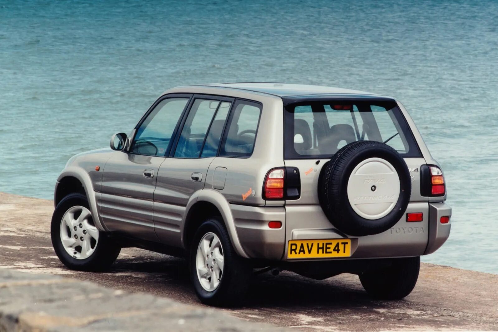 Тойота рав 4 me. Тойота рав 4 1998. toyota rav4 1 поколение. тойота рав 4 первого поколения. тойота рав 4 1994-2000.