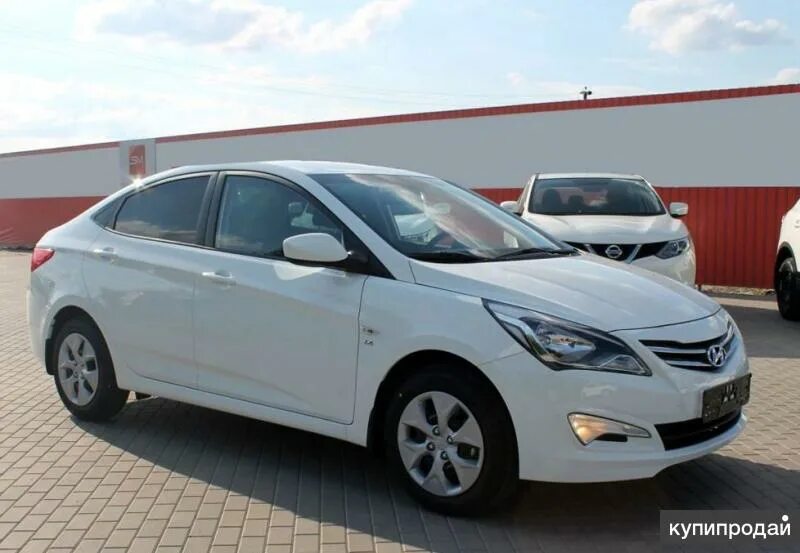 Аренда solaris. Хендай солярис 2014 белый. solaris hyundai 2014 белый. hyundai solaris 2015. хендай солярис 2015 белый.