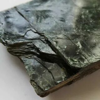 Слюда камень окружающий мир