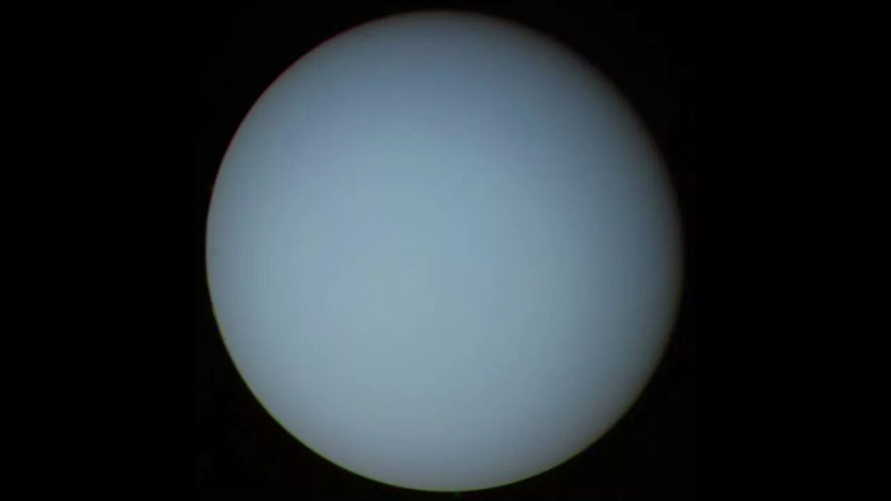 Уран u z. Вояджер 2 Уран. Вояджер 2 Уран снимки. Снимки урана Вояджером-2. Нептун с Вояджера 2.