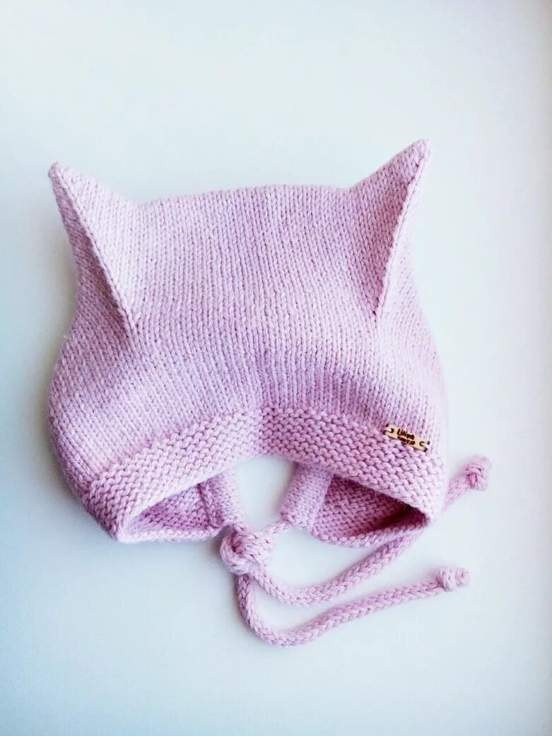 Пуховая шапочка Kitty cap. Шапочка для новорожденного Kitti cap. Шапка чепчик с ушками. Младенец в шапочке с ушками