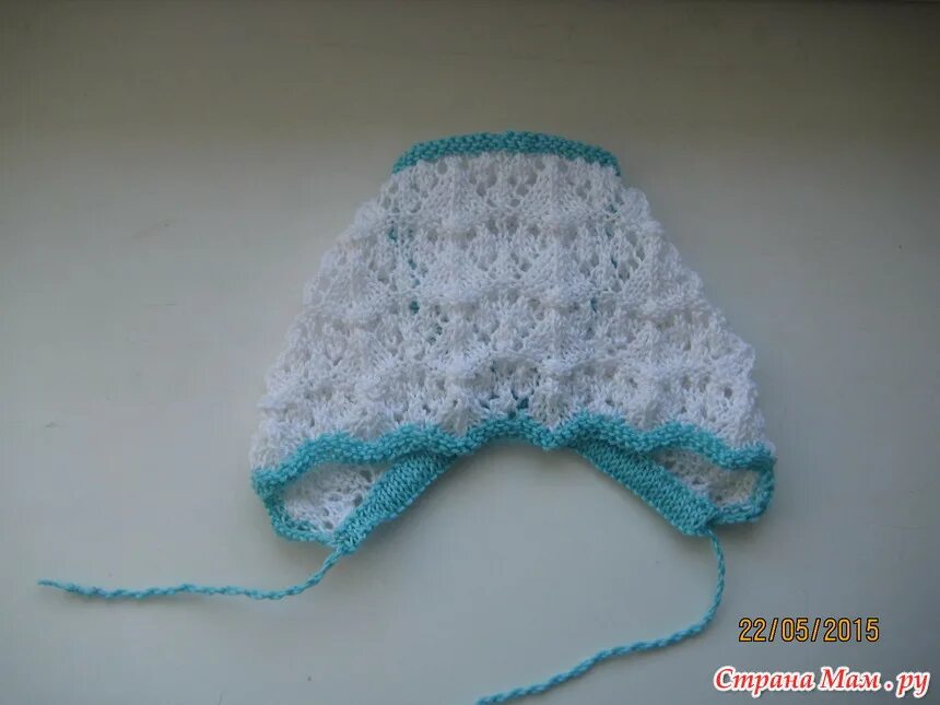 вяжем чепчик с пайетками