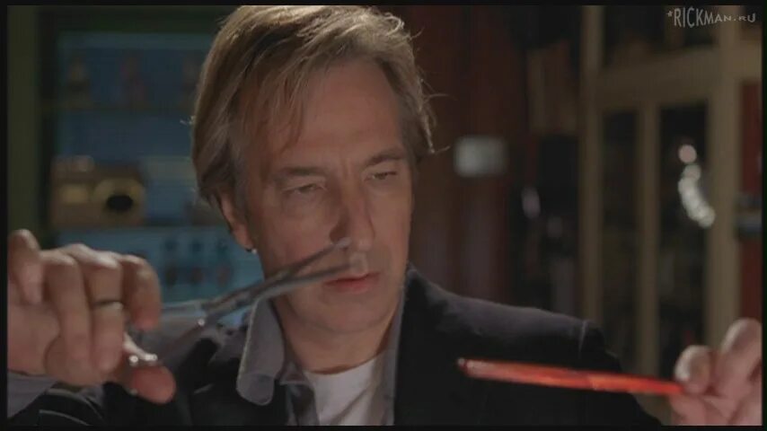 Алан рикман 2000. Алан рикман 2000. Английский цирюльник 2001. Английский цирюльник фильм 2001 актёры. Алан рикман 2001.