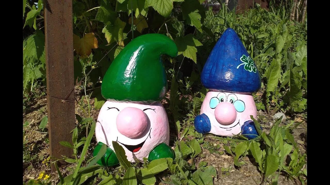 Садовые гномы. Фигурки гномов для сада. Гномики для сада. Садовая скульптура гномик. Фигурка садовая.