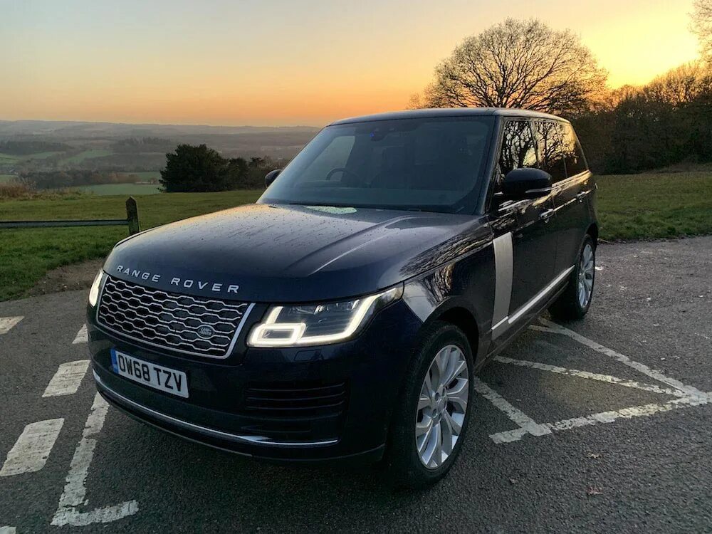 Range rover sport 2022 new model. Рендж ровер гибрид. Рендж ровер. 2013 - range rover hybrid. Ленд ровер гибрид sport.