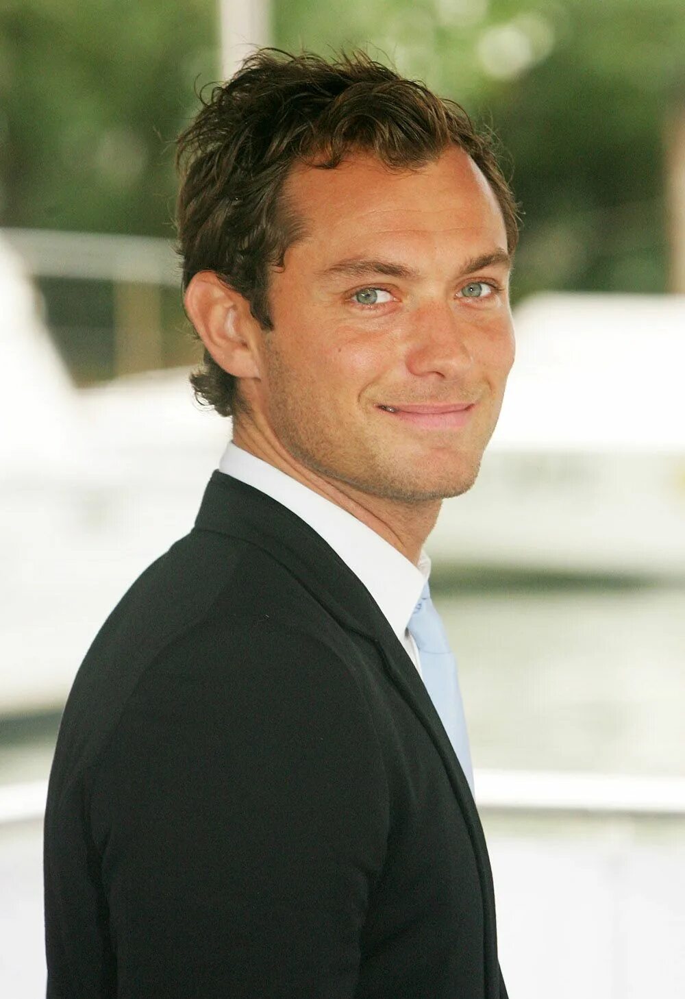 Джуд лоу 2000. Лоу это. Лоу это. Джуд лоу улыбка. Джон лоу актер.