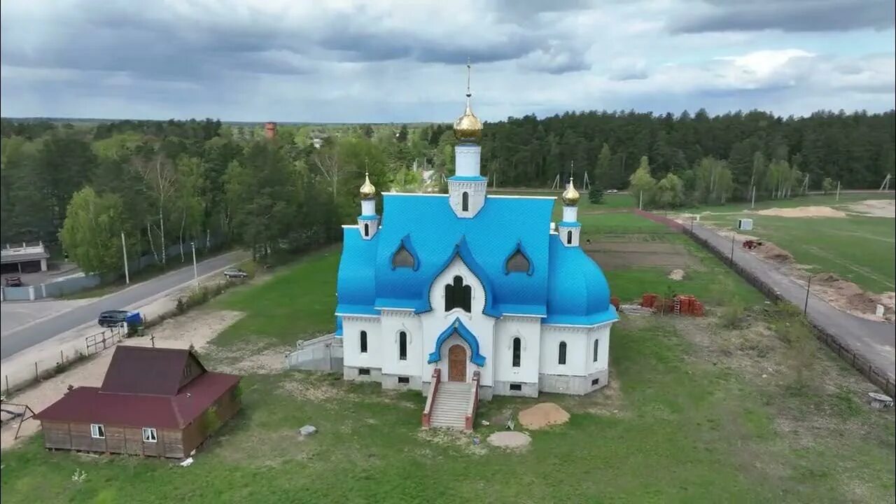 Деревня воря богородское. Воря богородское щелковский район. озеро голубое воря богородское.