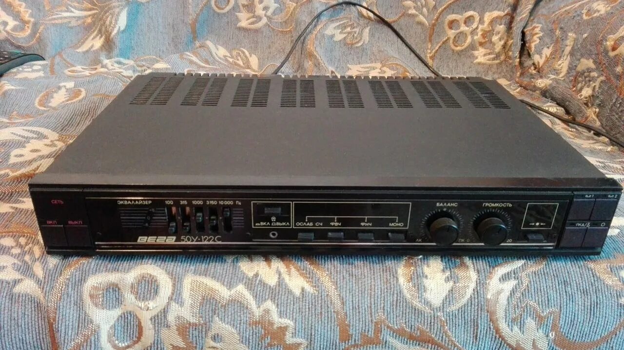 Разъемы на усилителе вега 50у-122с. Усилитель вега 25у-122с. 50у 122с характеристики. Лицевая панель вега 50у-122с. Усилитель вега 25у-122с.