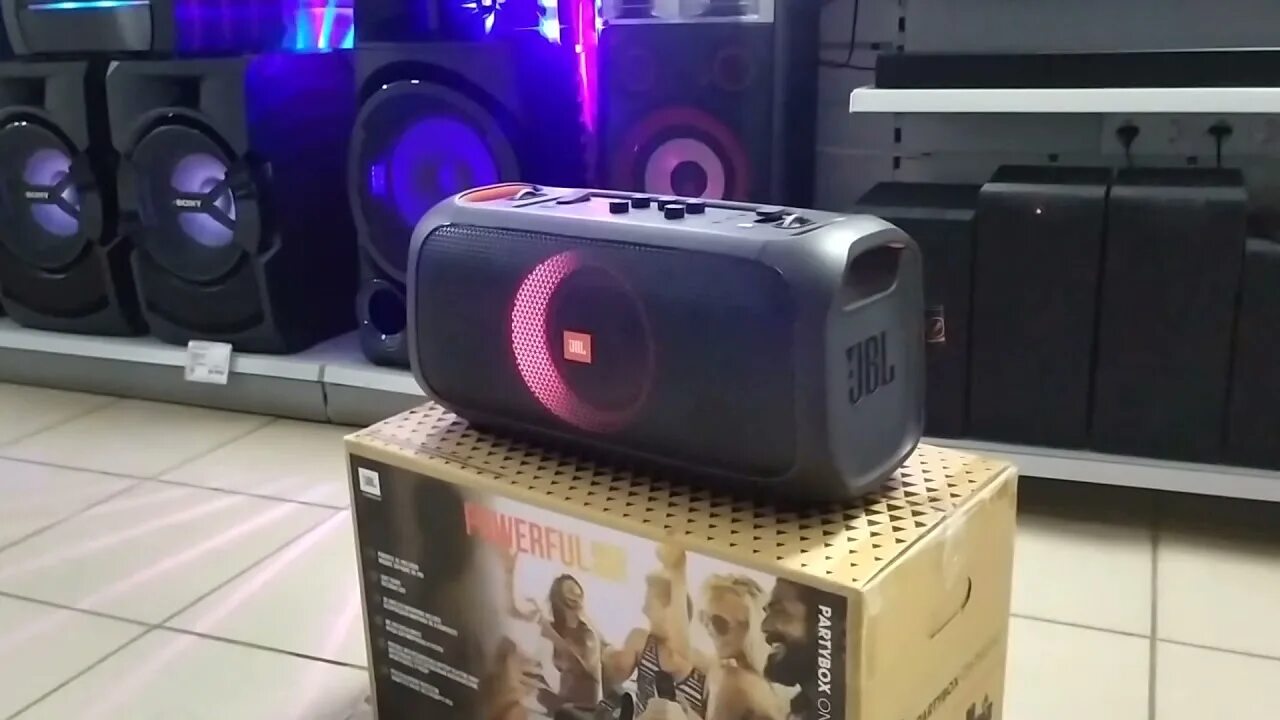 Jbl partybox on the go 2. Jbl partybox 110 vs 310. jbl partybox on-the-go 100 вт. jbl partybox 1000 vs lg xboom. jbl partybox on-the-go обзор.