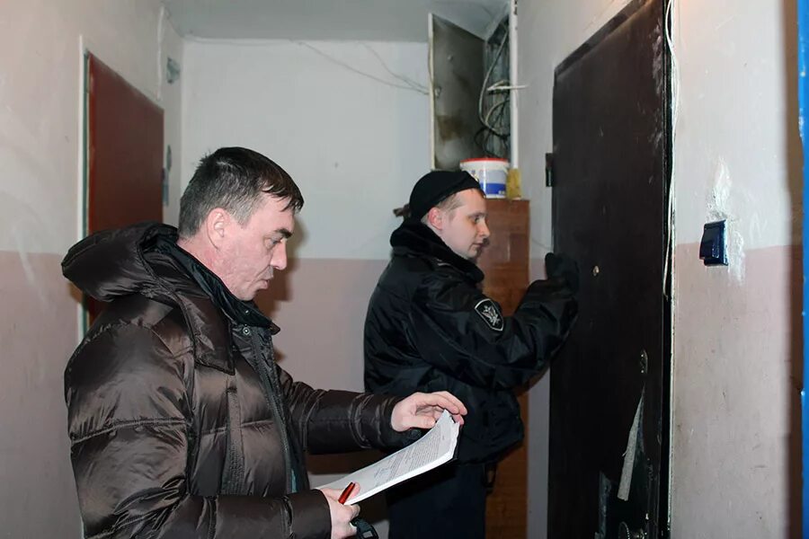 жкх приставы. фссп арест. выселение из квартиры. судебный пристав исполнитель. судебные приставы.