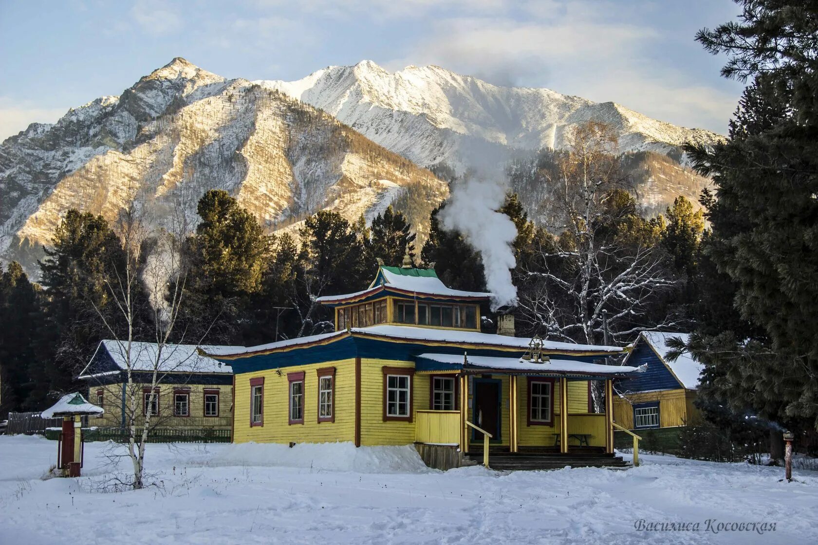 Зимний аршан. Аршан зимой отдых. Аршан иркутская область курорт. Жемчуг аршан горячие источники зимой. Восточные саяны аршан.