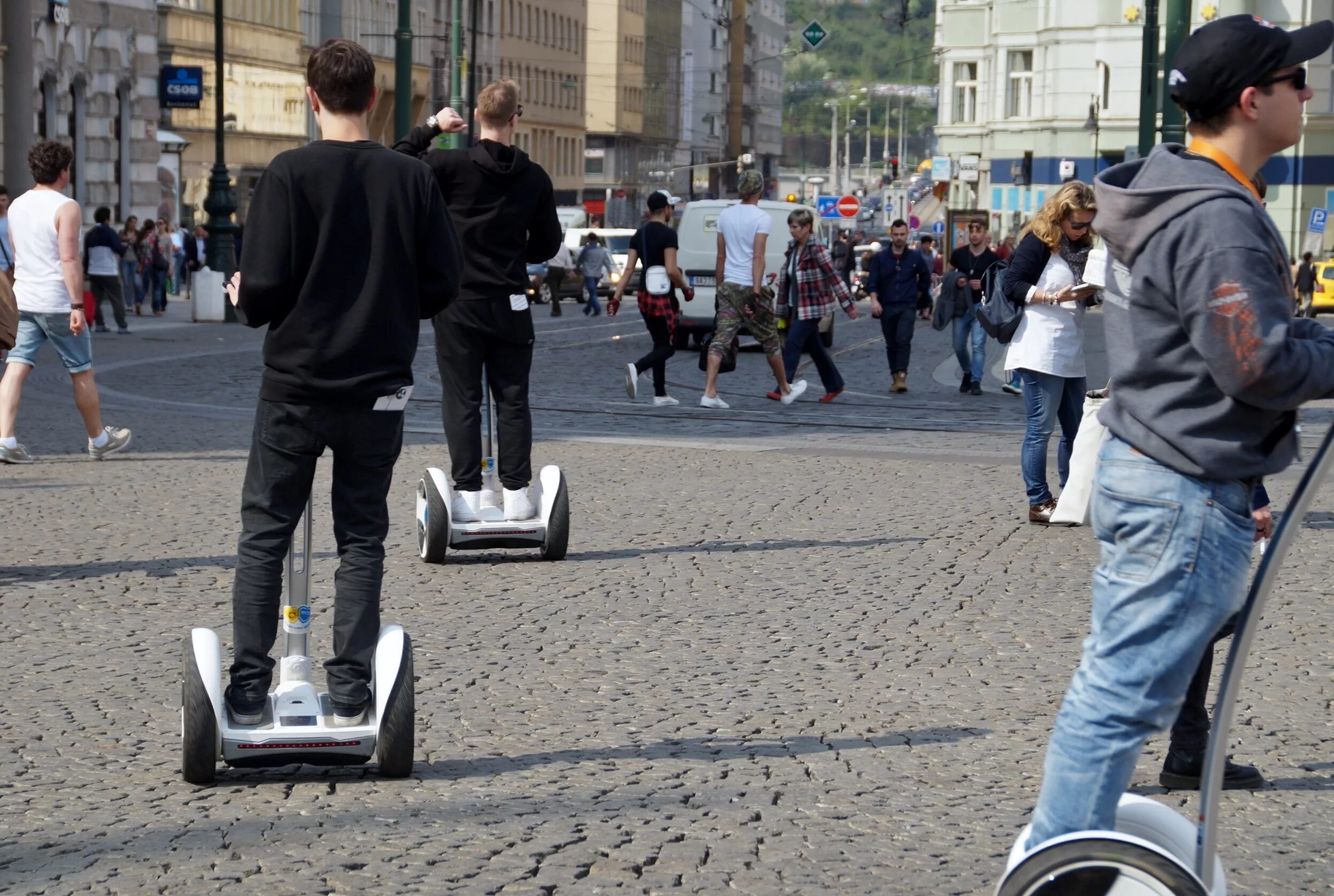 Средства передвижения человека. Гироскутер моноколесо сигвей. Сегвей Segway x2 Adventure. Моноколесо самокат. Моноколесо в городе.