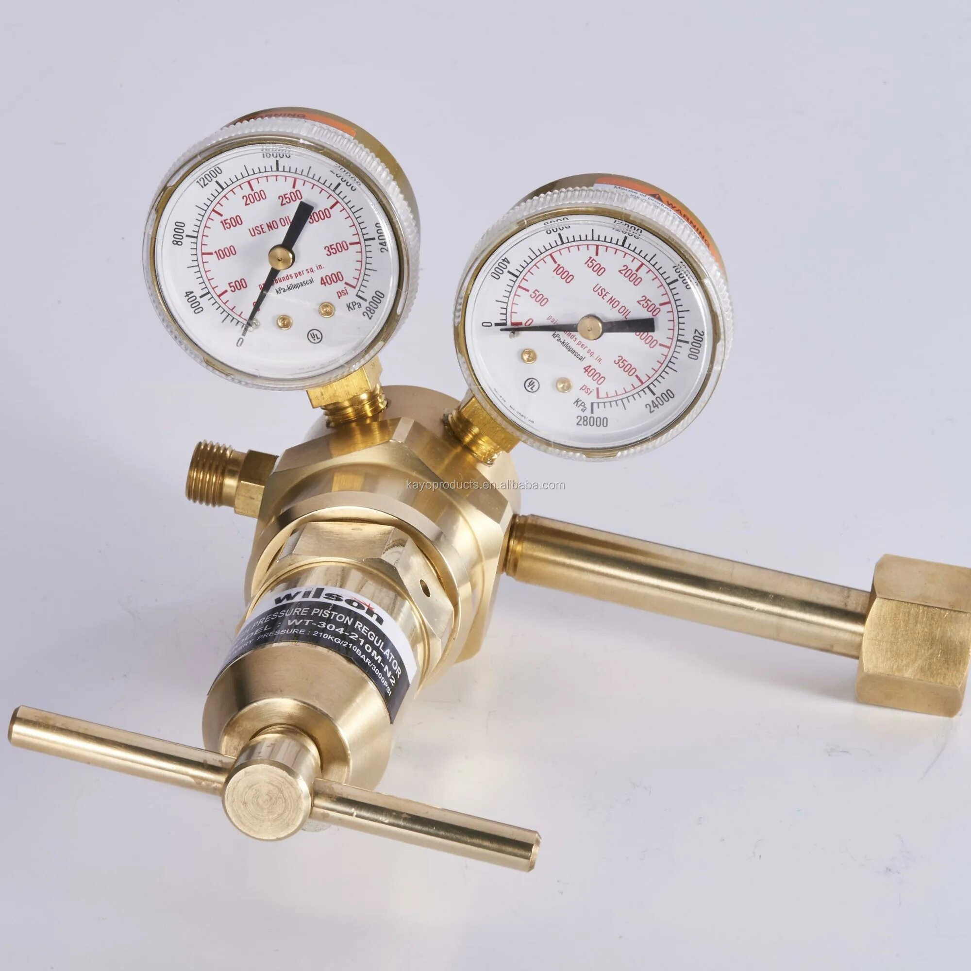 Насос для калибровки давление. Поршневой манометр. Манометр образцовый 100 кгс. Редуктор давления valtec с манометром. Манометр для поршней.