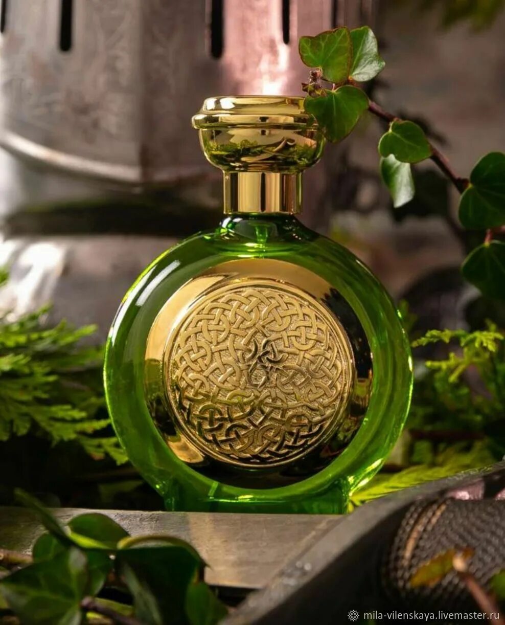 Boadicea the victorious empire. Boadicea the victorious green sapphire. духи astrea boadicea. boadicea the victorious king of the world. boadicea the victorious.