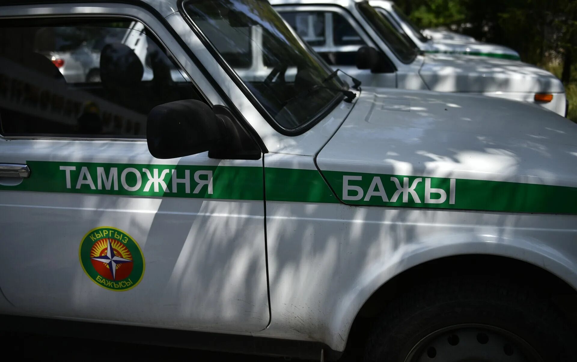 Фтс машины. Машины пограничной службы фсб россии. Автомобиль таможенной службы. Автомобиль фссп россии. Фтс машины.