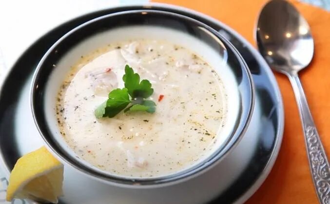 Болгарский белый суп. Белый суп. Турецкий белый суп. Для супа. Турецкий куриный суп белый.