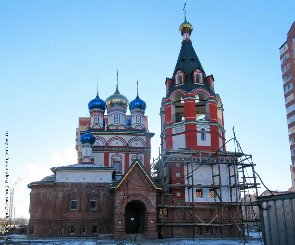 Храм на домодедовской. Храм новомучеников и исповедников домодедовских. Храм новомучеников и исповедников домодедовских. Храм на домодедовской. Храм новомучеников в домодедово.